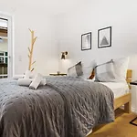 Casa Tegernsee - Zentral, Modern, Nespresso, 3 Min Zum See